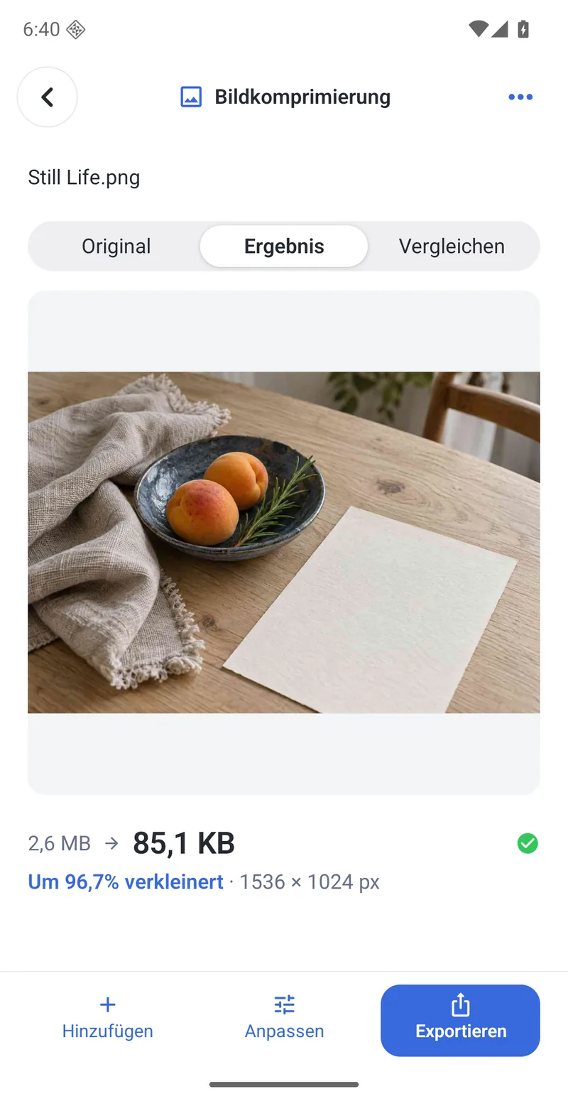 Android-Faltgerät · Zugeklappt